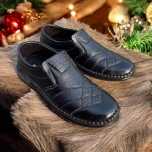 গরুর চামড়া দিয়ে তৈরি জুতা {কোড নং21}